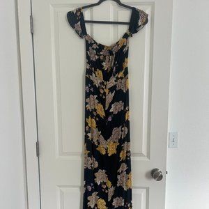 Flynn Skye Bardot Floral Maxi Dress - Medium